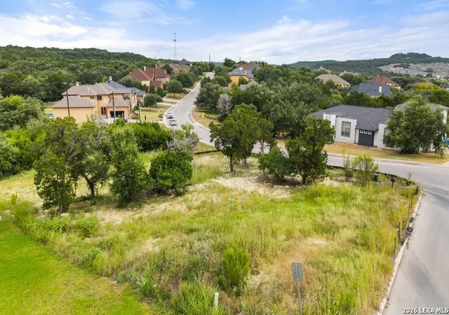 Photo 4 of Sale Pending at 25151 Buffalo Clover, Boerne, TX 78006 | MLS# 2009020 | Listing updated on 2026-08-27