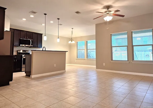 2nd image of 2650 Lonesome Creek Trl, New Braunfels, TX 78130 | MLS# 2009031