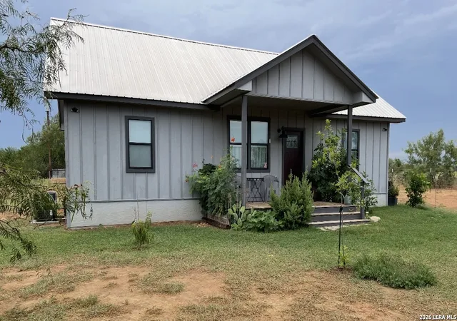 Photo 1 of Single family home for sale at 675 County Road 1629, Moore, TX 78057 | MLS# 2009044 | Listing updated on 2026-08-26