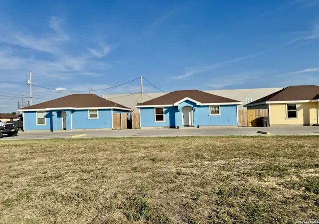 Photo 1 of Multi family home for sale at 26 Loma Linda, Eagle Pass, TX 78852 | MLS# 2009071 | Listing updated on 2026-08-26