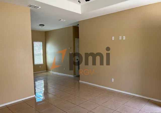 5th image of 2708 Primrose, Edinburg, TX 78541 | MLS# 2009078