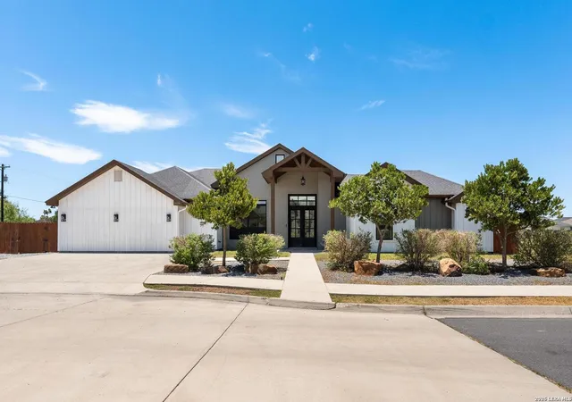 Photo 1 of Single family home for sale at 1426 Jocelyn Cir, Harlingen, TX 78552 | MLS# 2009079 | Listing updated on 2026-09-13