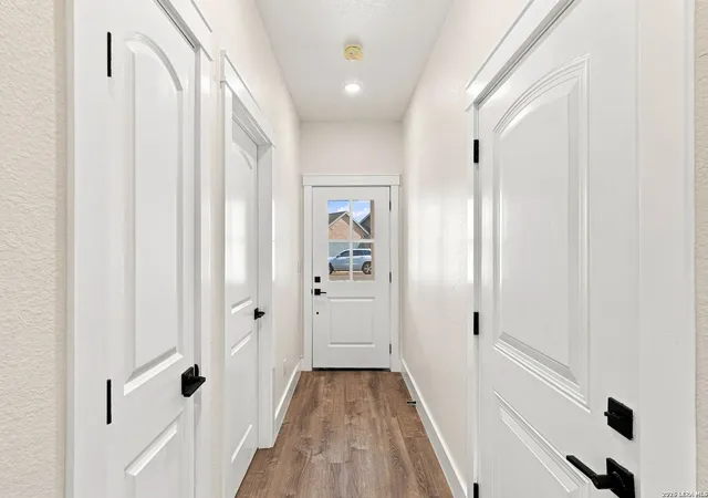Photo 3 of Single family home for sale at 1012 Creswell Ln, Kerrville, TX 78028 | MLS# 2009088 | Listing updated on 2026-09-08