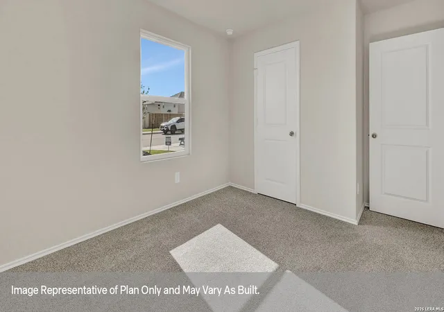 4th image of 1002 Bold Run, Seguin, TX 78155 | MLS# 2009114