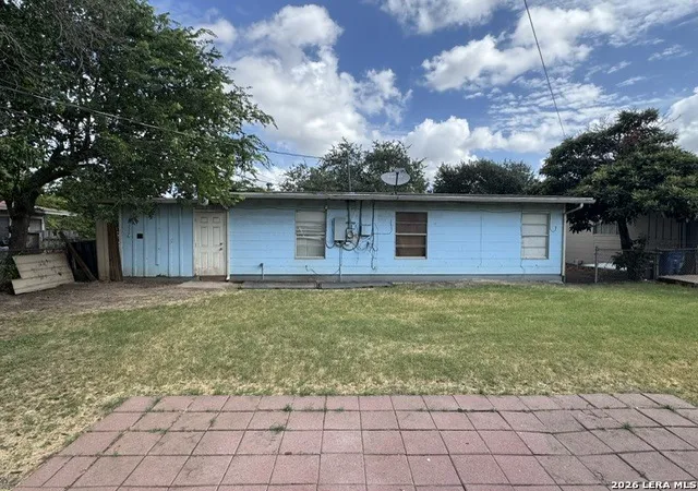 Photo 4 of Sale Pending at 4306 Wild Oak, San Antonio, TX 78219 | MLS# 2009118 | Listing updated on 2026-09-22