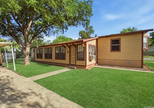 Photo 3 of Single family home for sale at 8561 Braewick Dr, San Antonio, TX 78239 | MLS# 2009189 | Listing updated on 2026-08-27