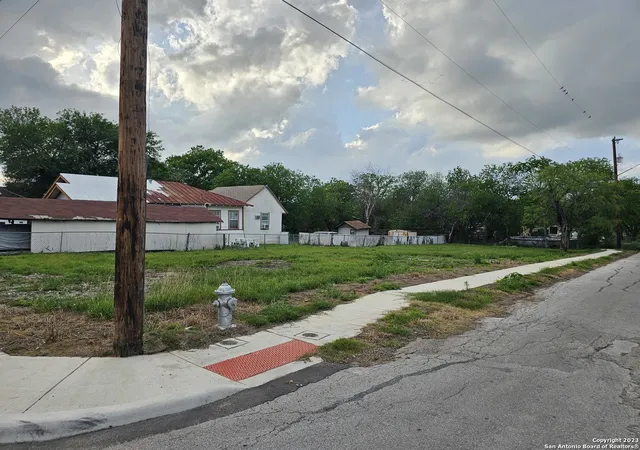 2nd image of 223 Coleman St, San Antonio, TX 78208 | MLS# 2009199