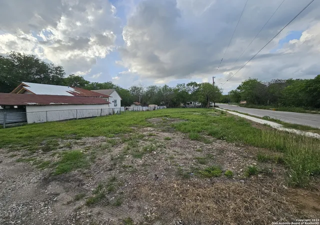 3rd image of 223 Coleman St, San Antonio, TX 78208 | MLS# 2009199