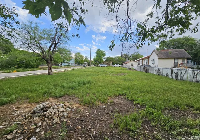 5th image of 223 Coleman St, San Antonio, TX 78208 | MLS# 2009199