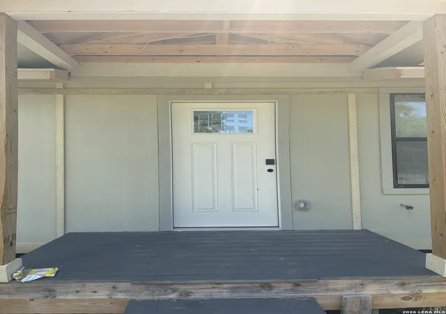 4th image of 902 Aaron Pl, San Antonio, TX 78221 | MLS# 2009200