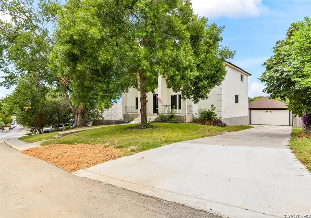 3rd image of 7738 Oakhill Park Dr, San Antonio, TX 78249 | MLS# 2009207