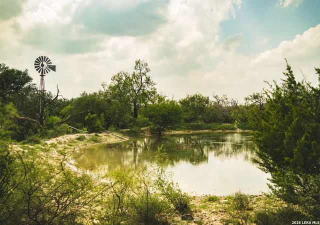 5th image of 33309 Texas 55, Uvalde, TX 78801 | MLS# 2009210
