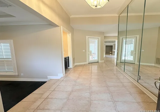 Photo 3 of Single family home for sale at 6 Horns Cross, San Antonio, TX 78257 | MLS# 2009212 | Listing updated on 2026-09-08