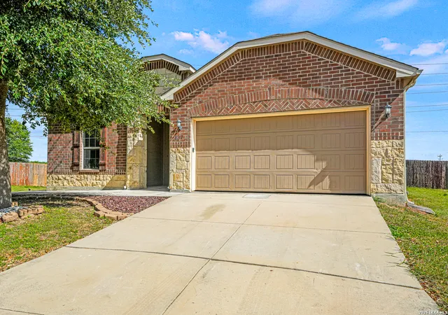 2nd image of 3742 Painted Tracks, Schertz, TX 78154 | MLS# 2009240