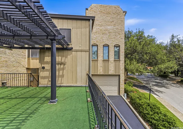 2nd image of 5403 N New Braunfels Ave, San Antonio, TX 78209