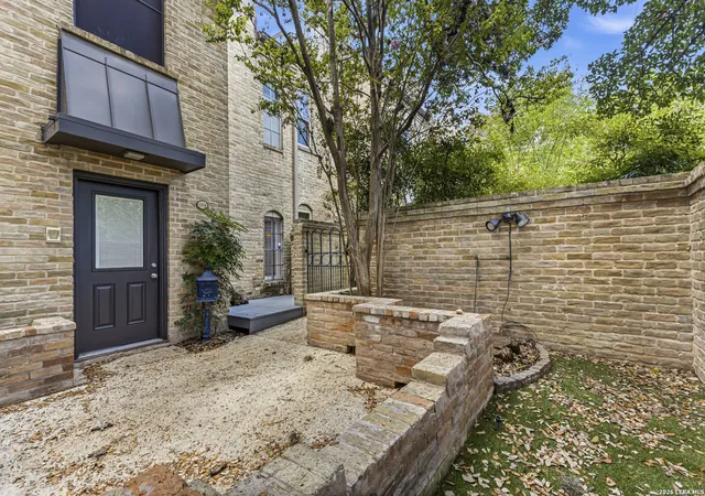 5th image of 5403 N New Braunfels Ave #12, San Antonio, TX 78209 | MLS# 2009242