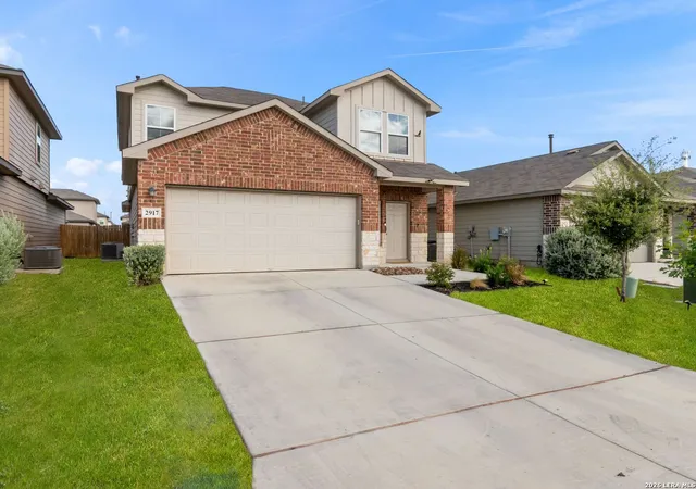 2nd image of 2917 Wolfcreek, New Braunfels, TX 78130 | MLS# 2009248