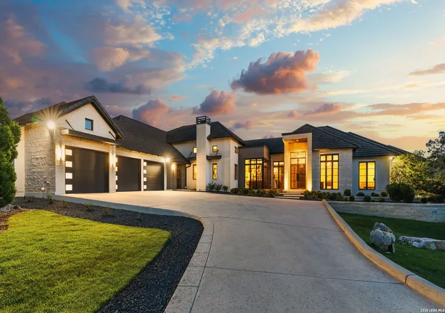 image of 121 Greystone Pt, Boerne, TX 78006 | MLS# 2009251