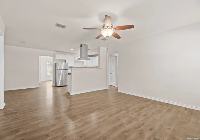 5th image of 139 Galway Dr, San Antonio, TX 78223 | MLS# 2009256
