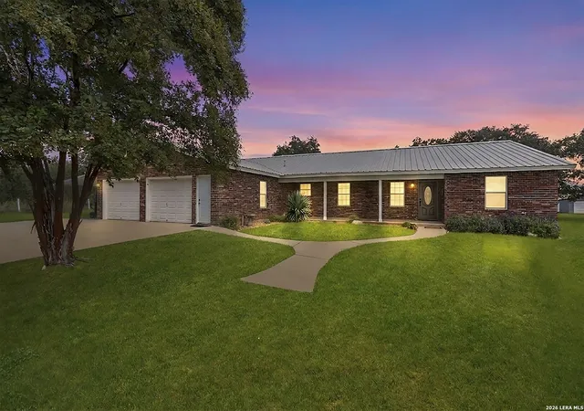 Photo 1 of Sale Pending at 172 Meadow Lake Dr, Seguin, TX 78155 | MLS# 2009259 | Listing updated on 2026-09-10