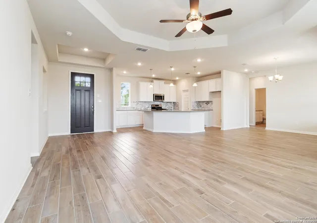 Photo 4 of Single family home for sale at 22213 Jordans Pl, San Antonio, TX 78264 | MLS# 2009262 | Listing updated on 2026-09-18