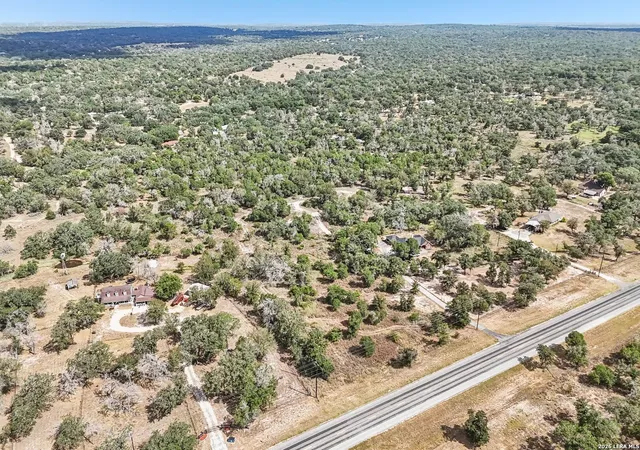3rd image of 11930 Fm 775, Floresville, TX 78114 | MLS# 2009267