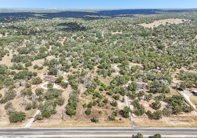 4th image of 11930 Fm 775, Floresville, TX 78114 | MLS# 2009267