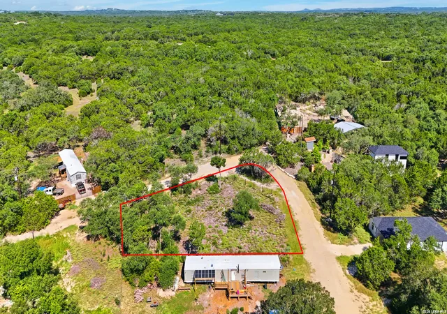 3rd image of 1241 Deer Valley Pass, Spring Branch, TX 78070 | MLS# 2009272