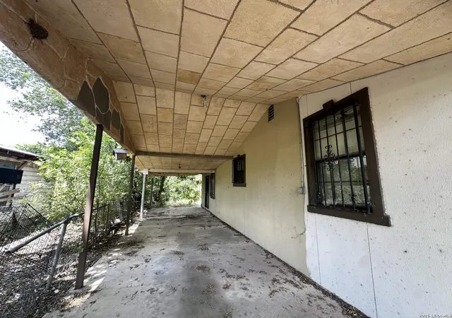 Photo 3 of Sale Pending at 611 Dorie, San Antonio, TX 78220 | MLS# 2009313 | Listing updated on 2026-09-04