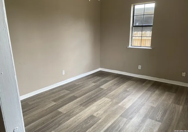 Photo 4 of Single family home for sale at 545 W Harlan Ave, San Antonio, TX 78214 | MLS# 2009322 | Listing updated on 2026-08-28