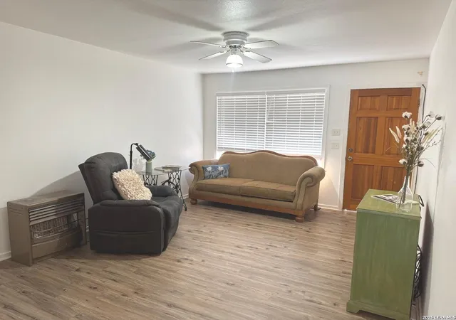 2nd image of 604 Mockingbird, Devine, TX 78016 | MLS# 2009326