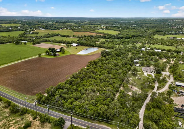 Photo 3 of House for sale at Tbd Jarratt, Atascosa, TX 78002 | MLS# 2009338 | Listing updated on 2026-08-31