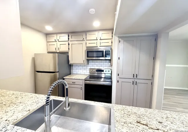 Photo 4 of Multi family home for sale at 103 Brentwood Dr, New Braunfels, TX 78130 | MLS# 2009359 | Listing updated on 2026-08-28