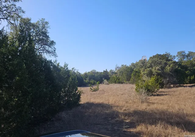 Photo 3 of Single family home for sale at 21431 Scenic Loop Road, Helotes, TX 78023 | MLS# 2009363 | Listing updated on 2026-09-04