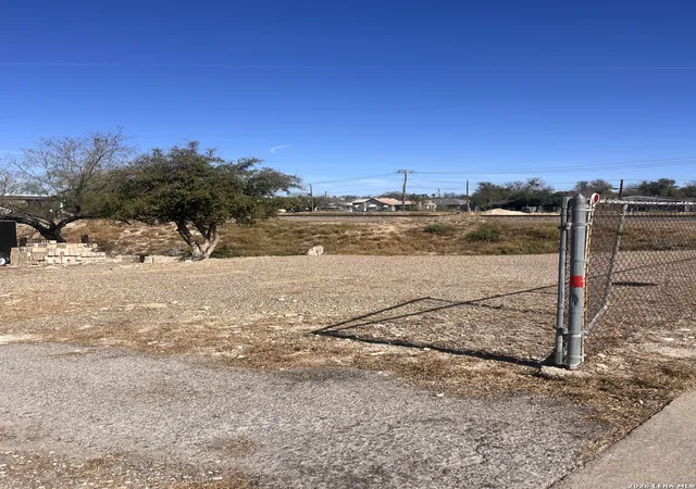 Photo 2 of Land for sale at 743 Williams, Eagle Pass, TX 78852 | MLS# 2009382 | Listing updated on 2026-08-28