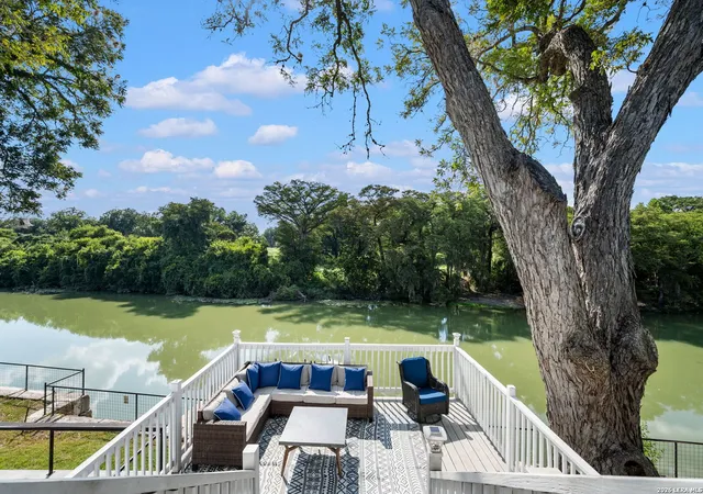 3rd image of 34 River Oak, Seguin, TX 78155 | MLS# 2009394