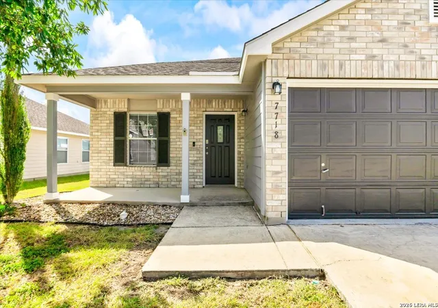 Photo 4 of Sale Pending at 7718 Ruidoso Chase, Selma, TX 78154 | MLS# 2009396 | Listing updated on 2026-09-18