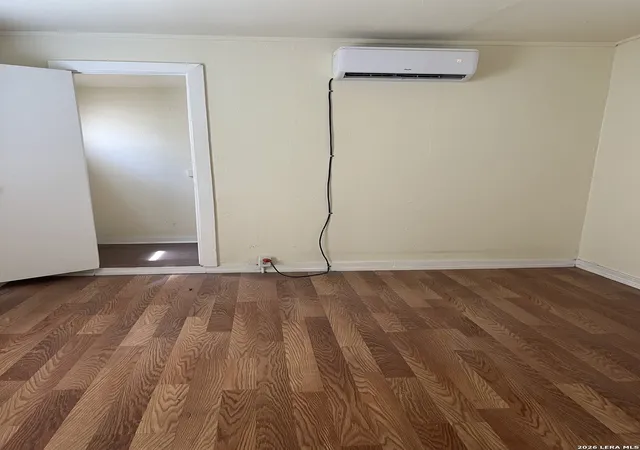 29th image of 1730 W Poplar, San Antonio, TX 78207 | MLS# 2009407