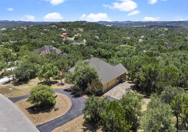 4th image of 49 Auburn Rdg, Spring Branch, TX 78070 | MLS# 2009424