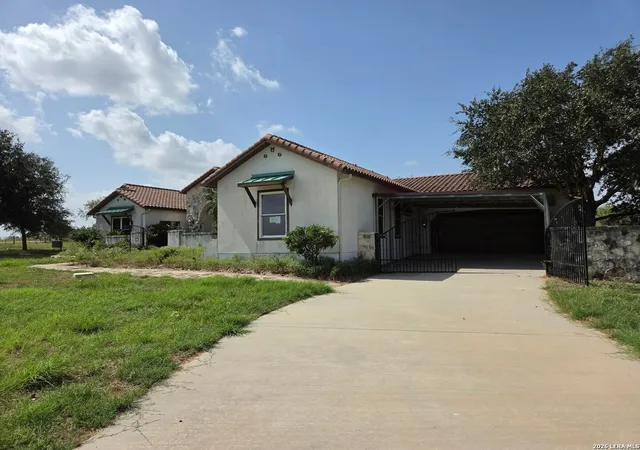 4th image of 2270 County Road 306, Floresville, TX 78114 | MLS# 2009459