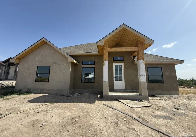 Photo 2 of Single family home for sale at 2216 Rio Sabinas Dr, Eagle Pass, TX 78852 | MLS# 2009466 | Listing updated on 2026-08-28