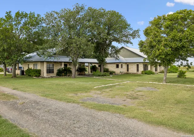 2nd image of 700 County Road 544, Hondo, TX 78861 | MLS# 2009514