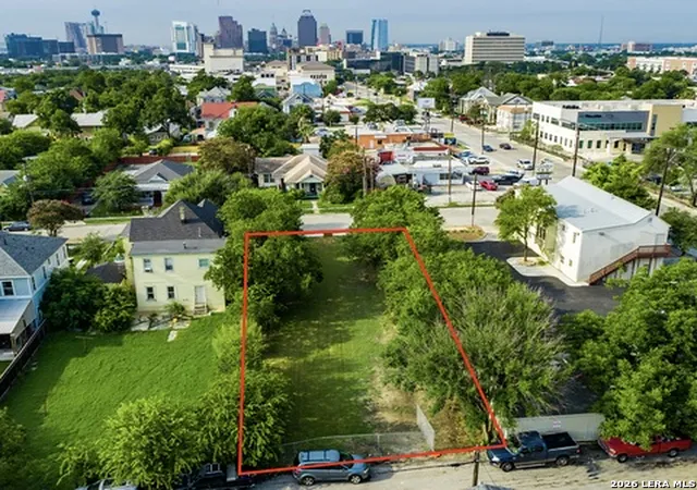 3rd image of 313 E Locust, San Antonio, TX 78212 | MLS# 2009517