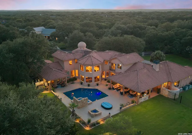 Photo 3 of Sale Pending at 26510 Weiss Fels Ct, New Braunfels, TX 78132 | MLS# 2009523 | Listing updated on 2026-09-16