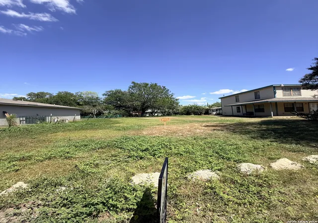 3rd image of 2626 Dahlgreen Ave, San Antonio, TX 78237 | MLS# 2009535