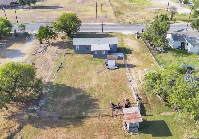 Photo 3 of Single family home for sale at 622 Gillette, San Antonio, TX 78221 | MLS# 2009583 | Listing updated on 2026-09-08