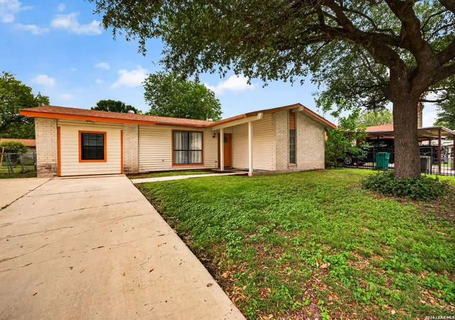 Photo 1 of Single family home for sale at 3007 Aragon Dr, San Antonio, TX 78211 | MLS# 2009599 | Listing updated on 2026-09-01