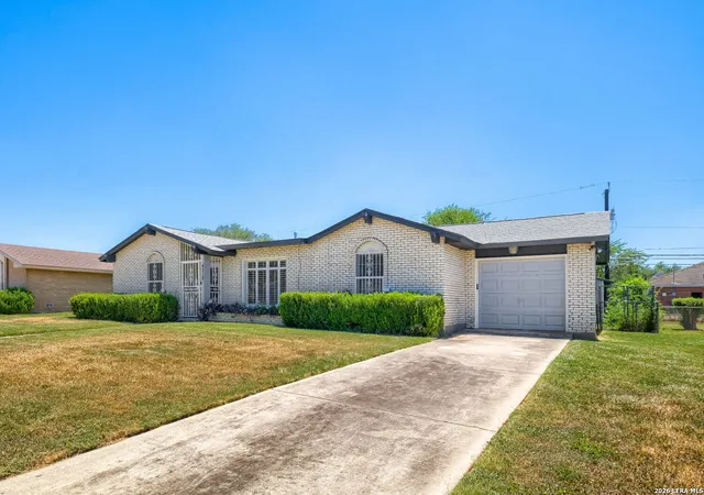 Photo 3 of Single family home for sale at 4218 Valleyfield St, San Antonio, TX 78222 | MLS# 2009670 | Listing updated on 2026-08-29