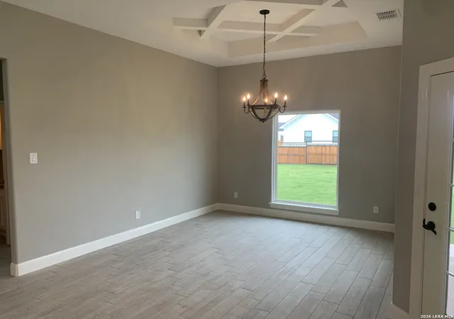 5th image of 109 W Magnolia Cir, La Vernia, TX 78121 | MLS# 2009685