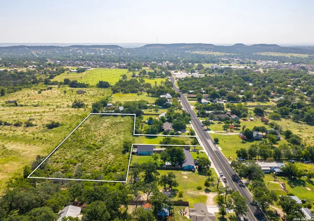 5th image of 328 Morning Glory Dr, Fredericksburg, TX 78624 | MLS# 2009688